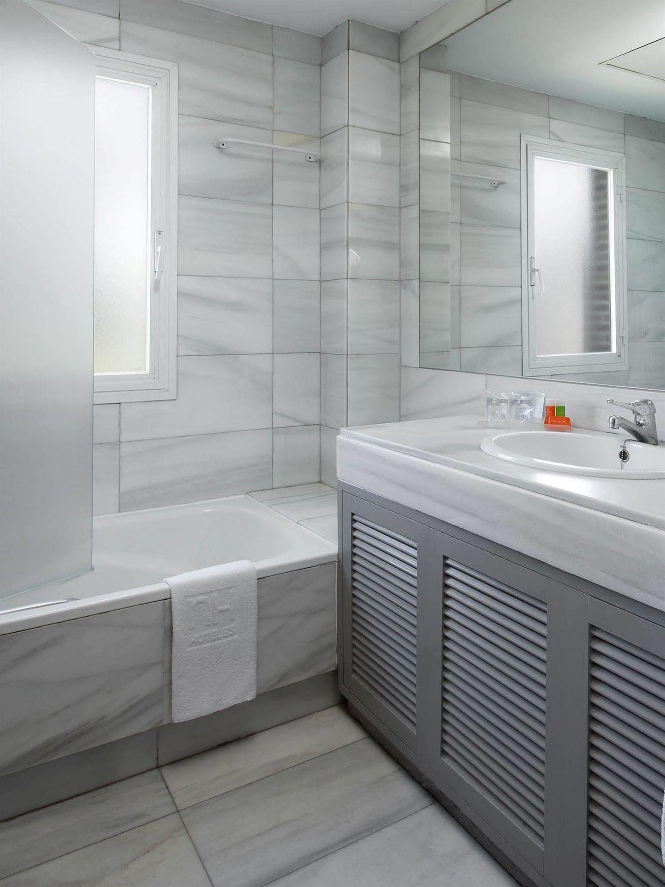Th Aravaca Apart-hotel