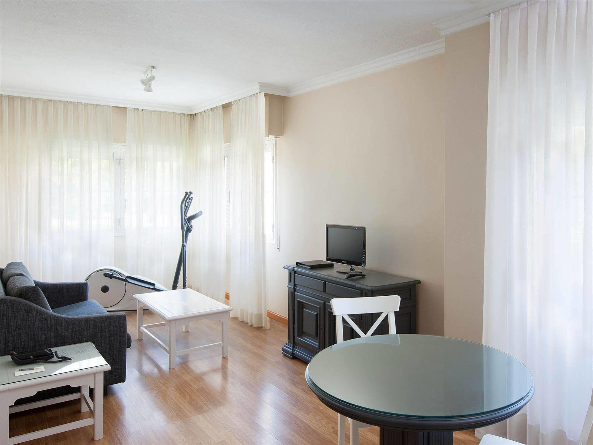 Apart-hotel Th Aravaca