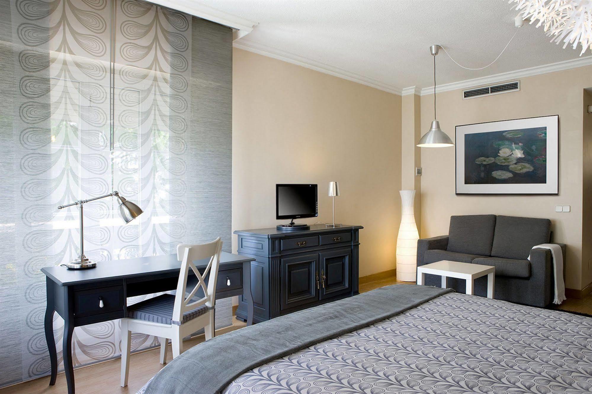 Apart-hotel Th Aravaca 3*